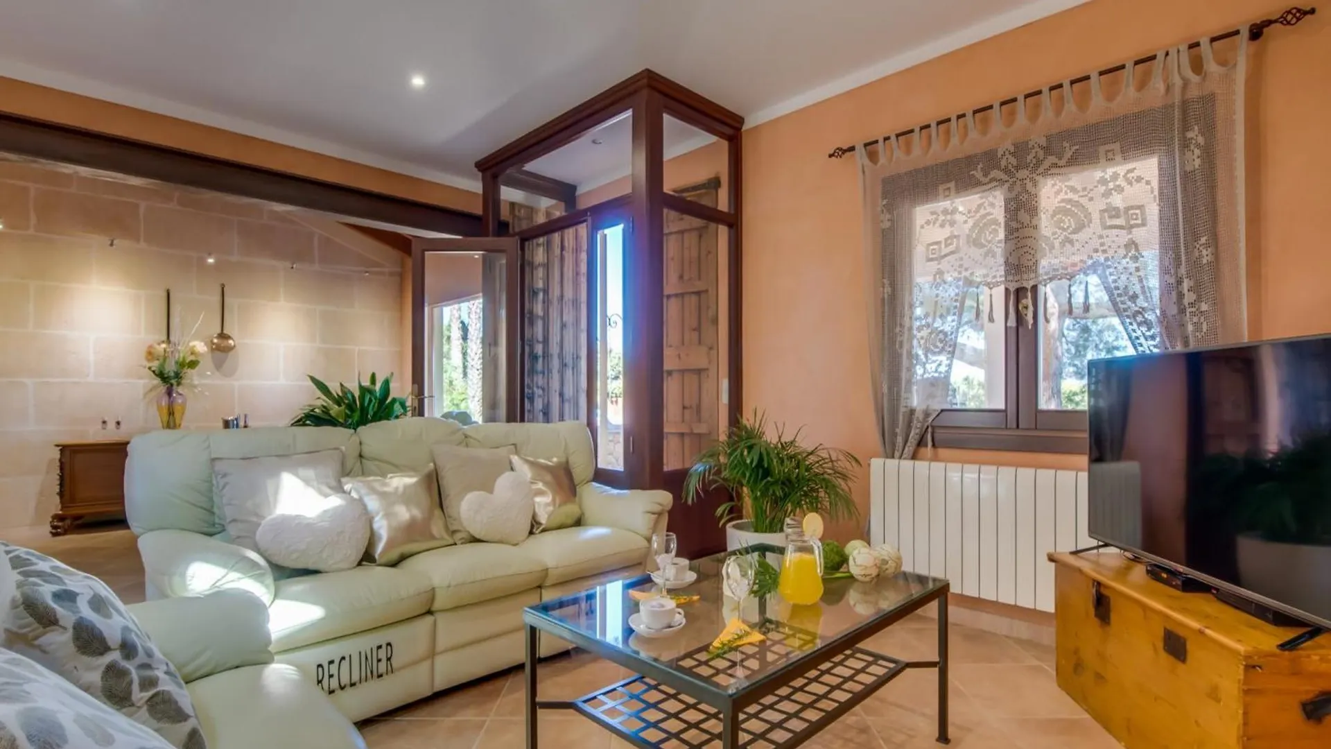 Holiday Home Near Can Picafort Beach 西班牙